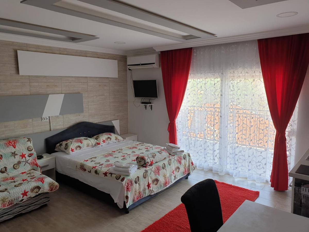 Mango Apartments Требинье Экстерьер фото