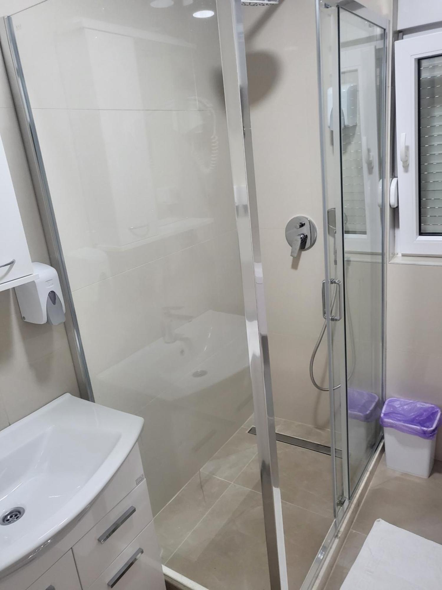 Mango Apartments Требинье Экстерьер фото