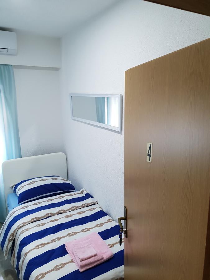 Mango Apartments Требинье Экстерьер фото